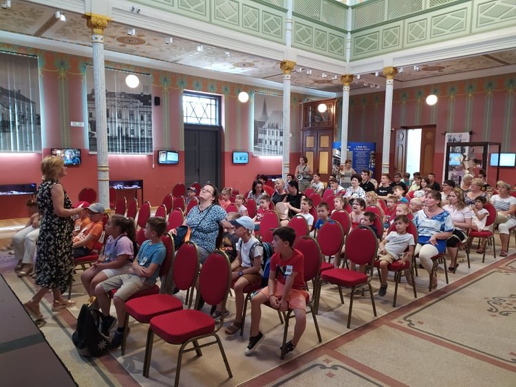 Ifjúsági és Vakációs Bibliahét 08